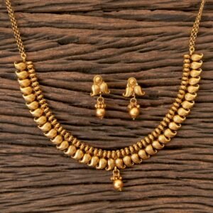 How to Style Gold Plated Necklaces for Different Occasions